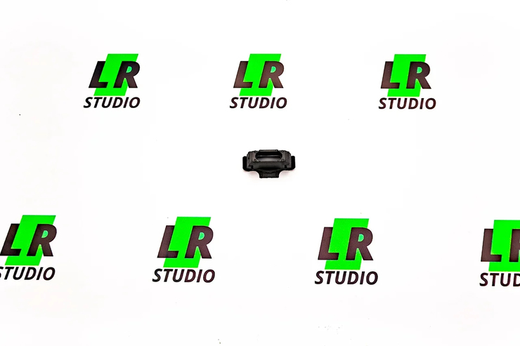 Зажим решетки радиатора Range Rover